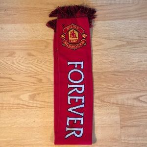 Manchester United scarf NWT